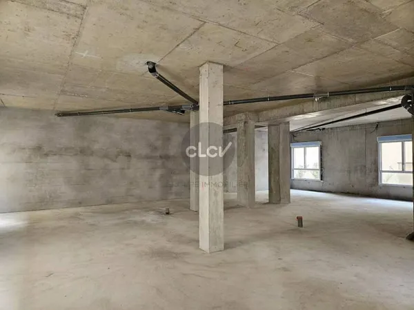 Local commercial 172 m²