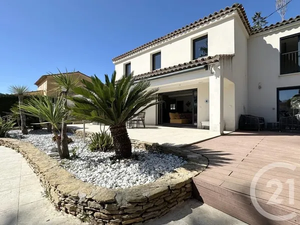 Maison 6 pièces 181 m²