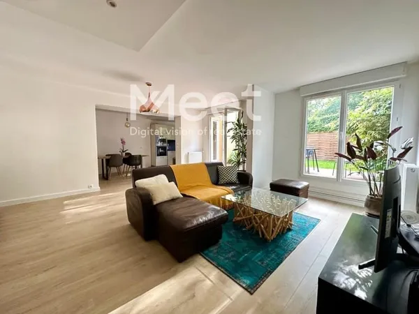Duplex avec jardin