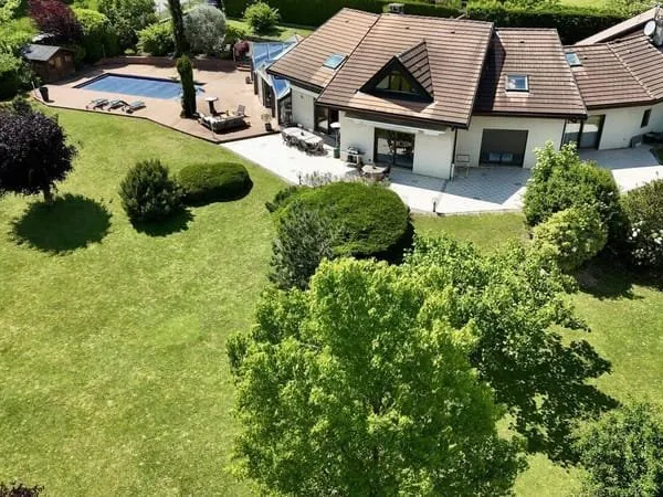 Maison 7 pièces 286 m²