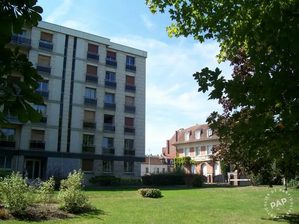 Studio 2 pièces 15 m²