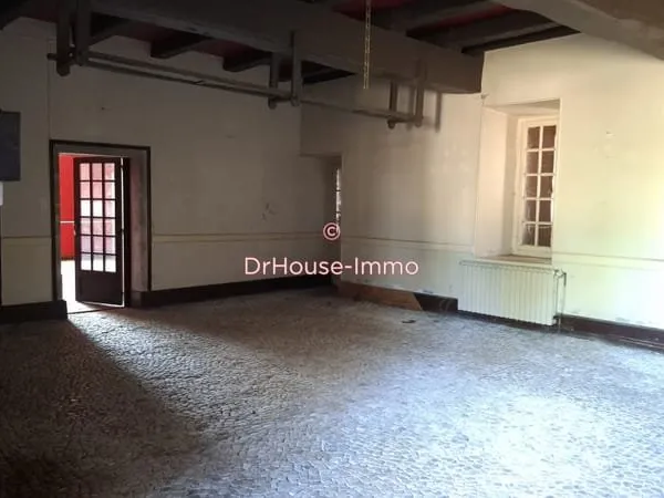 Ancienne maison de maître 17 pièces de 442.67 m²