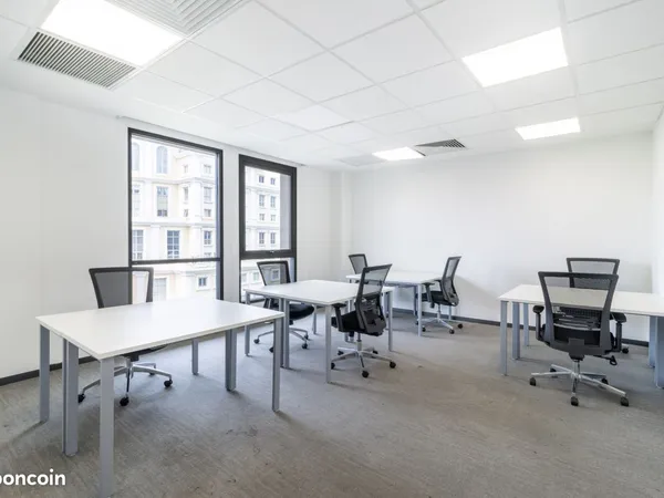 Bureau privé entièrement équipé pour 5 personnes à Paris Spaces Bonne Nouvelle