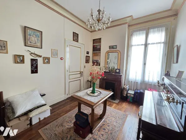 Maison 7 pièces 193 m²