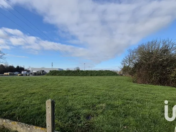 Terrain 579 m²