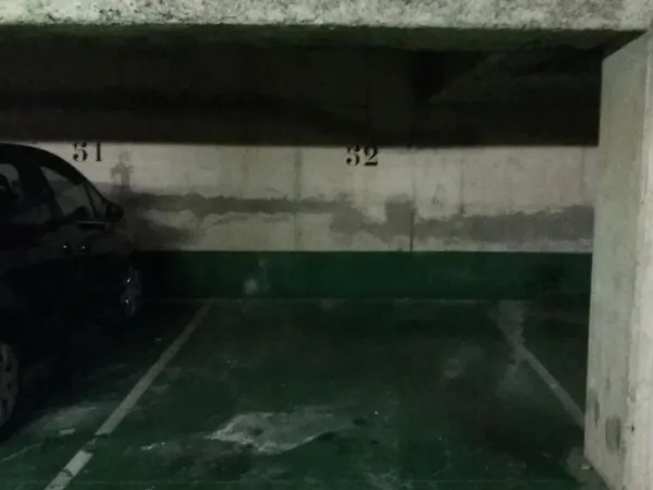 place de parking dans résidence sécurisée (Asnières/Seine)