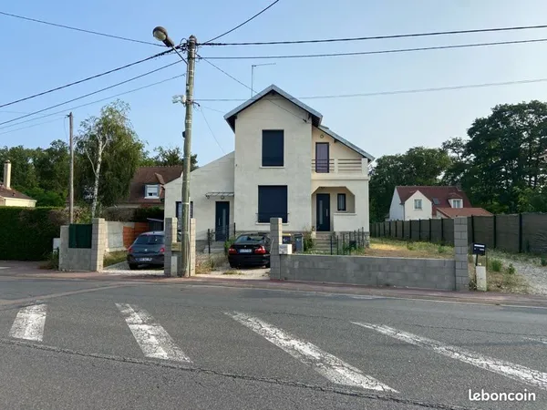 Maison + appartement à SAINT PIERRE LES NEMOURS