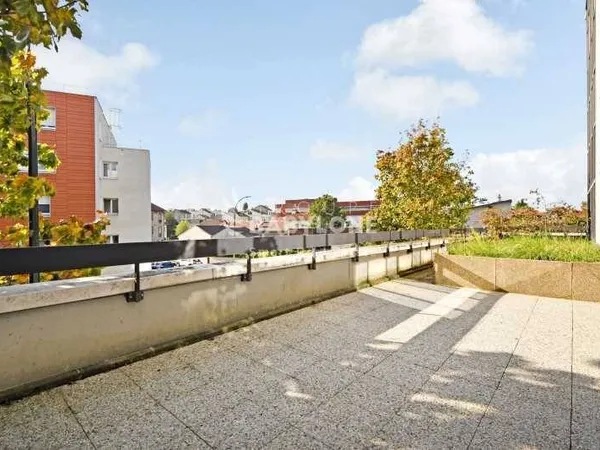 Bureaux 3 pièces 1102 m²
