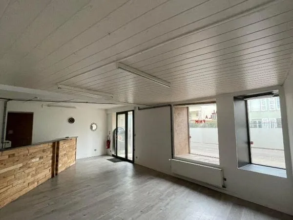 Local commercial Dampierre Sur Salon 110 m2