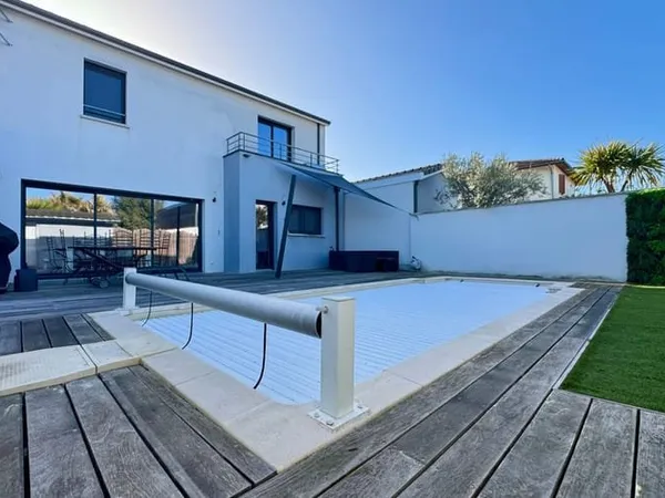 Maison 5 pièces 143 m²