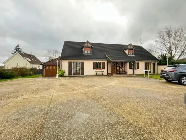 Maison 6 pièces 205 m²