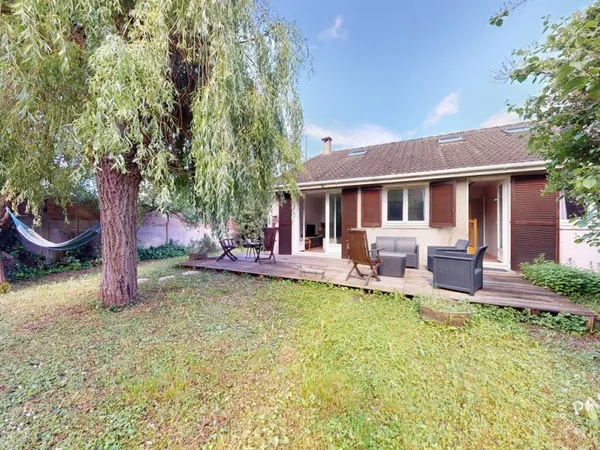 Maison 6 pièces 100 m²