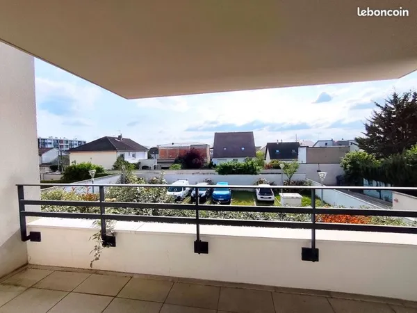 2 pièces lumineux de 41 m² avec terrasse ensoleillée