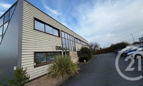 Bureaux 296 m²