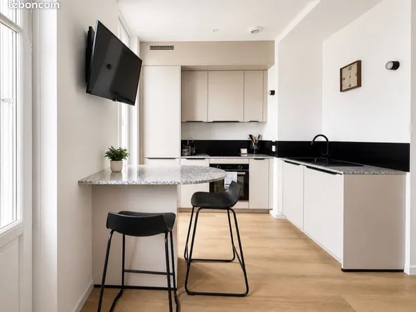 Rare à Fouras - T2 rénové par architecte, clé en main, à 50 m de la plage