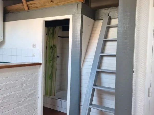 Studio avec Mezzanine au 3 eme étage