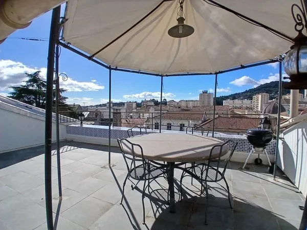 VENTE - APPARTEMENT - 112 M2 - 5 PIECES - ALES