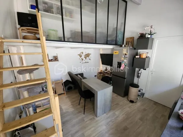 APPARTEMENT T2 30 m² SECTEUR PAVILLONNAIRE PROCHE VILLEJUIF MÉTRO LOUIS ARAGON /ENTIÈREMENT RENOVÉ