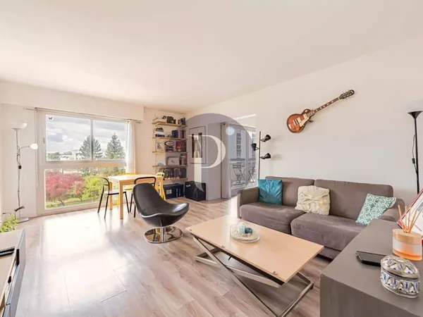 CHEVILLY - 94550 APPARTEMENT 4 PIECES - 84 m² - BALCON - PARKING - CAVE - LIGNE 14