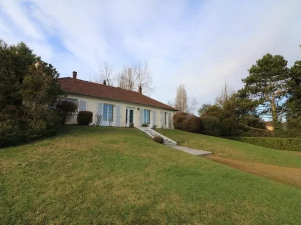 Pavillon 120m² sur sous-sol aux portes de Nevers