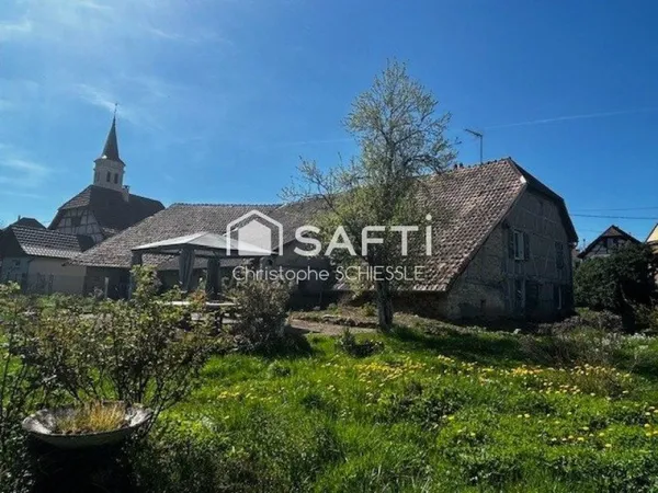 Corps de ferme avec dépendances sur 37 ares de terrain