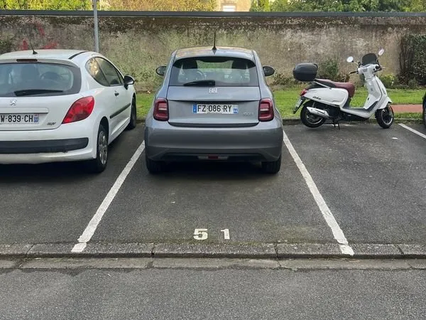 Parking proche Gare nord et jardin des Plantes