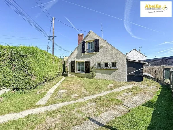 MAISON ANCIENNE EN PIERRES DE PAYS DE 82 M2 HAB. TERRAIN DE