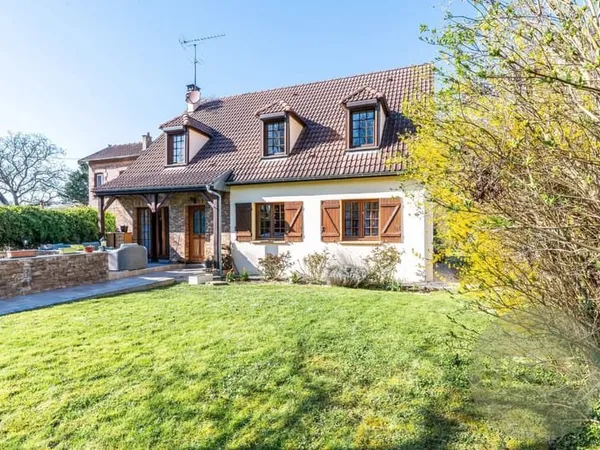 SECTEUR RAMBOUILLET - MAISON FAMILIALE CENTRE VILLE