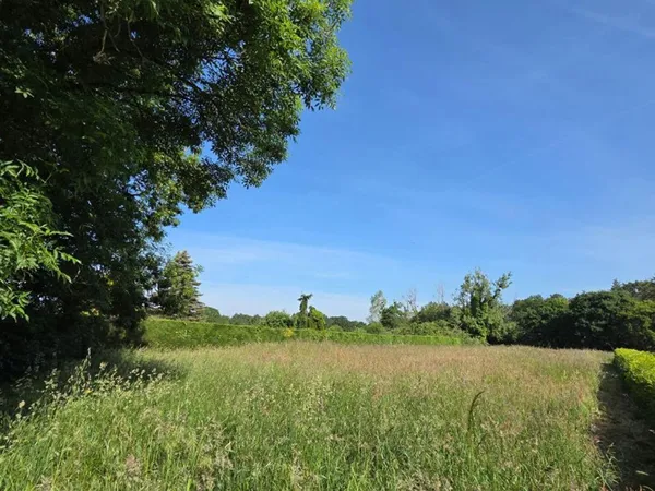 Terrain en individuel 1220 m²