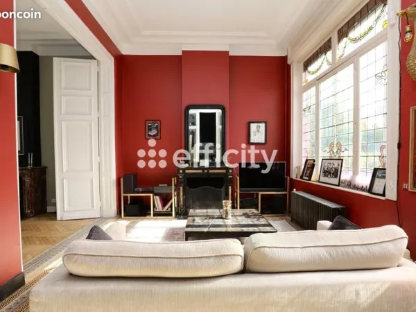 Maison 7 pièces 200 m²