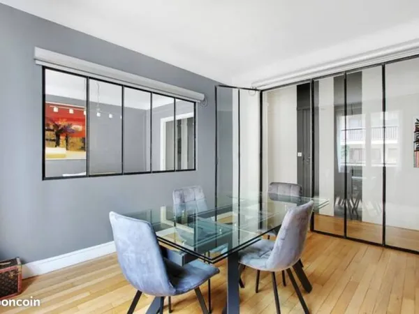 Appartement meublé 2 pièces 67 m² Paris 15 (rue du Commerce) esprit loft