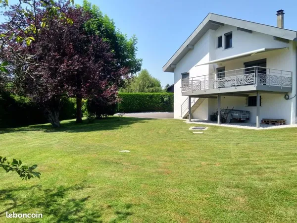 GROISY Villa de 137m sur Terrain de 1505 m