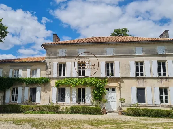 Maison de luxe 9 pièces 305 m²