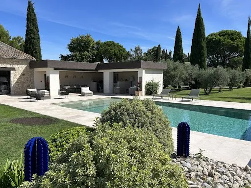 Maison 7 pièces 250 m²
