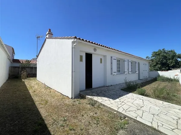 EXCLUSIVITE - LA BOSSE - A 500 M DE LA PLAGE ET A 2 PAS DES