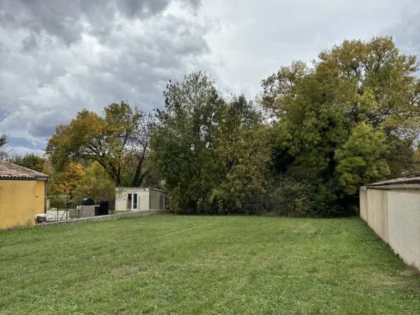 Terrain 1149 m²