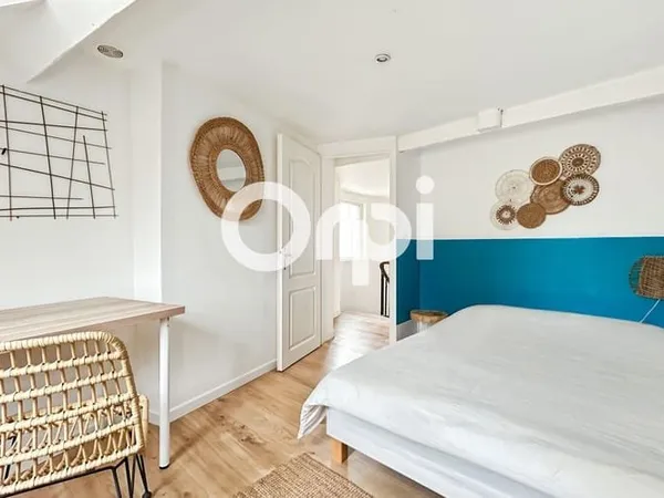 Immeuble 4 pièces 105 m²