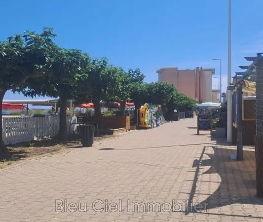 Immeuble commercial 130 m²