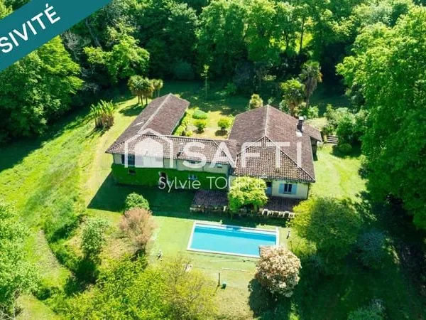 MAISON LANDAISE AVEC GITE PISCINE TERRAIN 1 Hectare