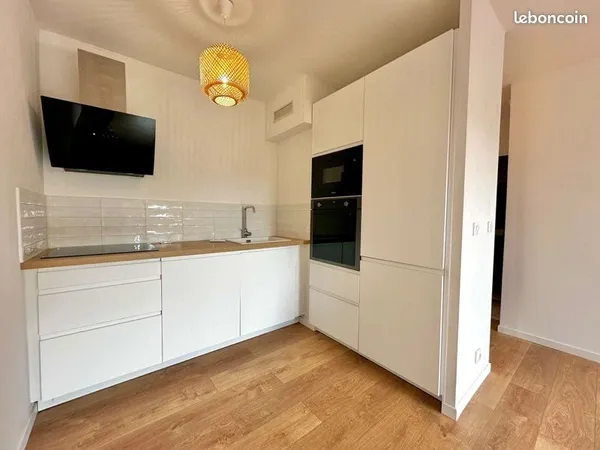 Castanet charmant T2 rénové avec balcon