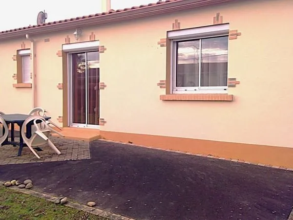 Maison prête à vivre à St Pierre des Echaubrognes