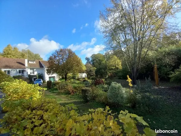 Propriété avec maison de 4 pièces proche gare - 90 m²