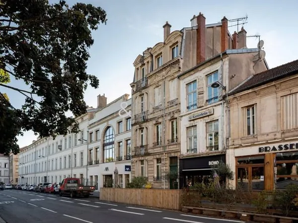 Bureaux 4 pièces 81 m²