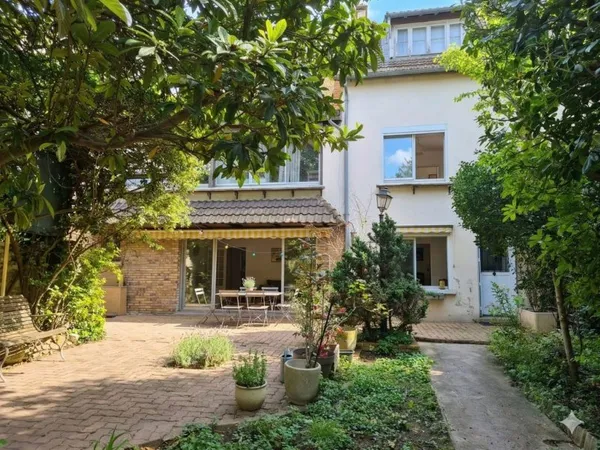 Maison de luxe 9 pièces 204 m²