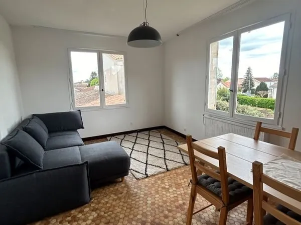 Appartement T3 meublé libourne épinette + garage + jardinet clos