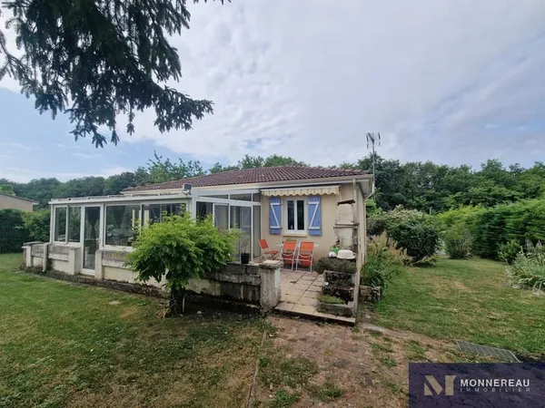 MAISON SUR SOUS-SOL PROCHE ANGOULEME