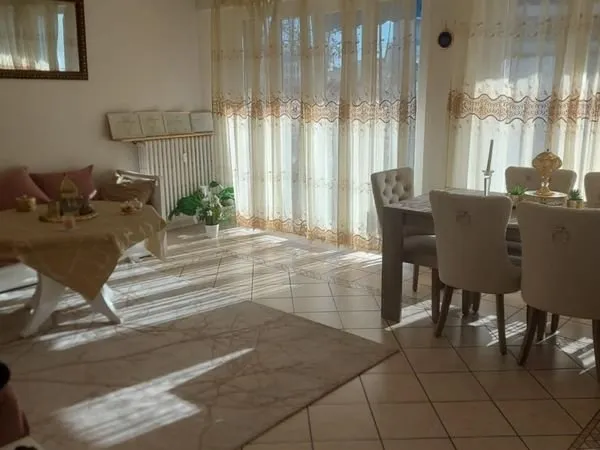 Spacieux appartement T4 entièrement refait à neuf