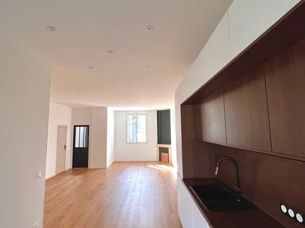 Echoppe bordelaise rénovée 100m², 3 chambres, jardin 60m² sans vis-à-vis, Bacalan, lumineuse, presta