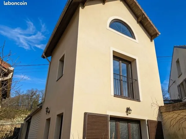 Maison individuelle 45m² - Quartier Golf de Bethemont / PSG Training Center - Poissy