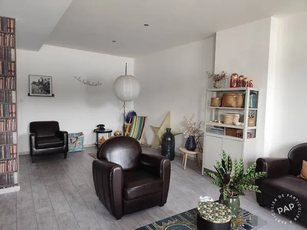 Maison 8 pièces 240 m²